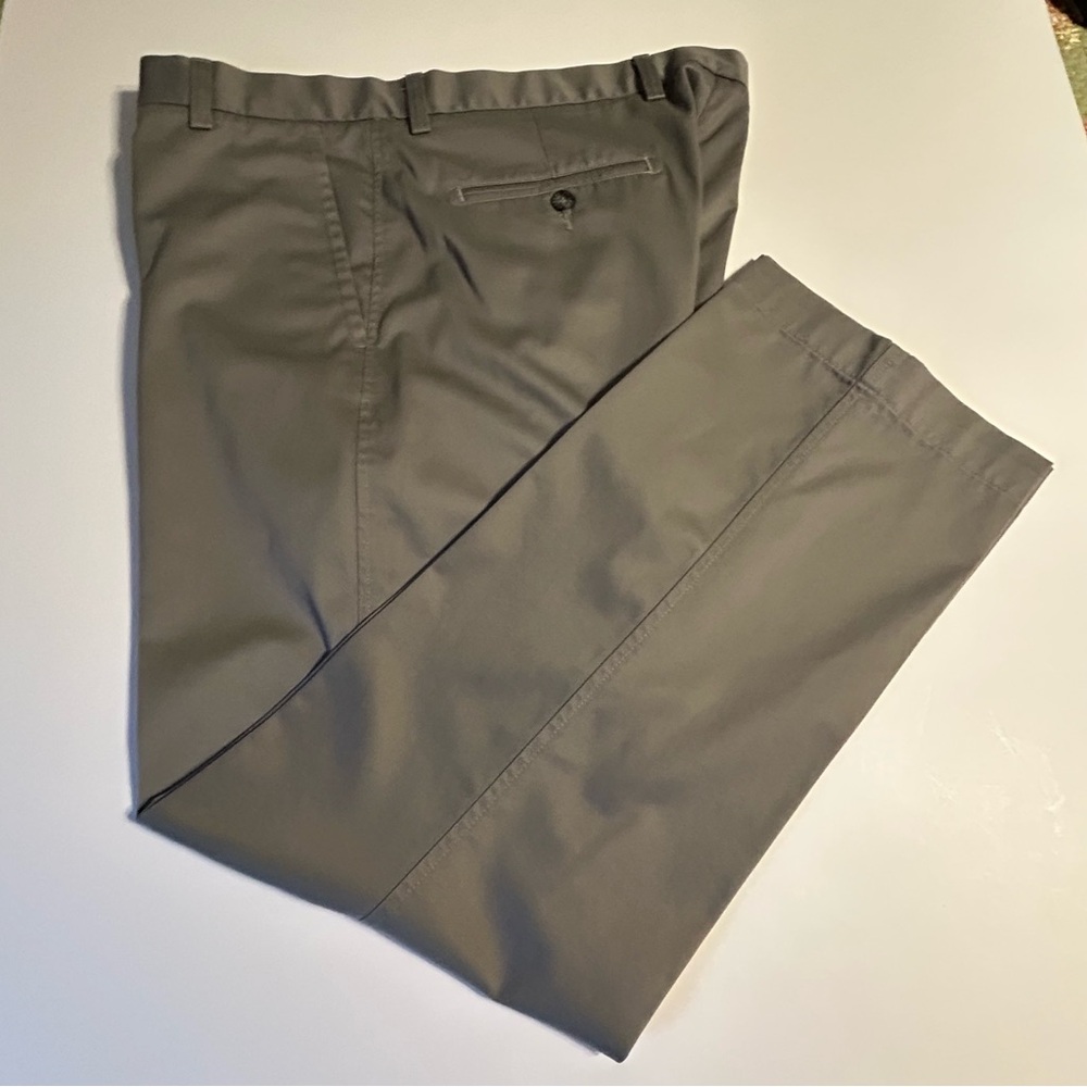 Dockers‎ Mens Pants Size 38 X 30
Slim Fit Slacks Classic Business
Casual office